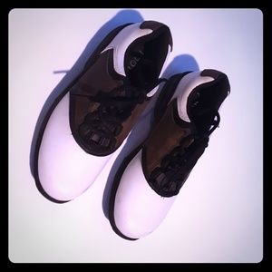 Footjoy youth golf shoes